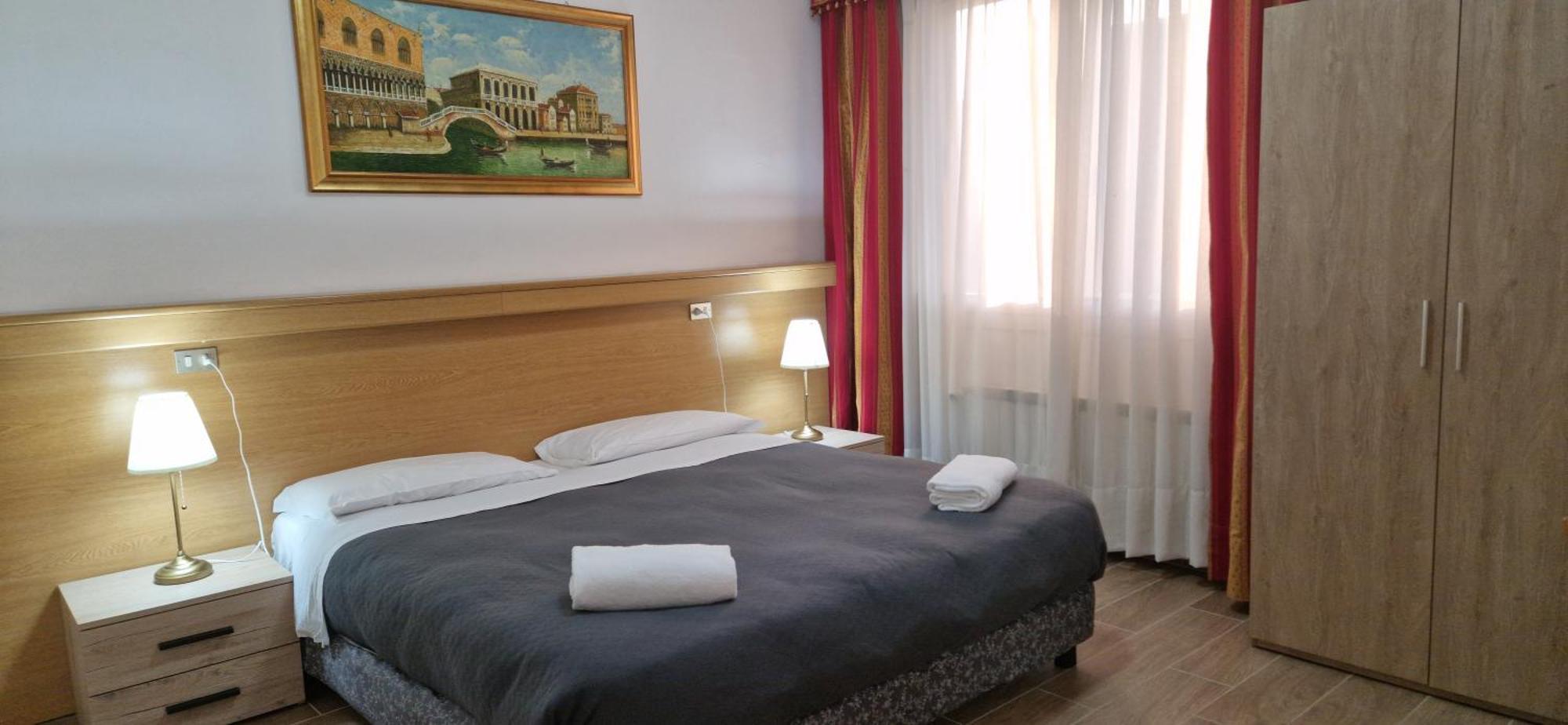 Hotel Tito Mestre Exteriör bild