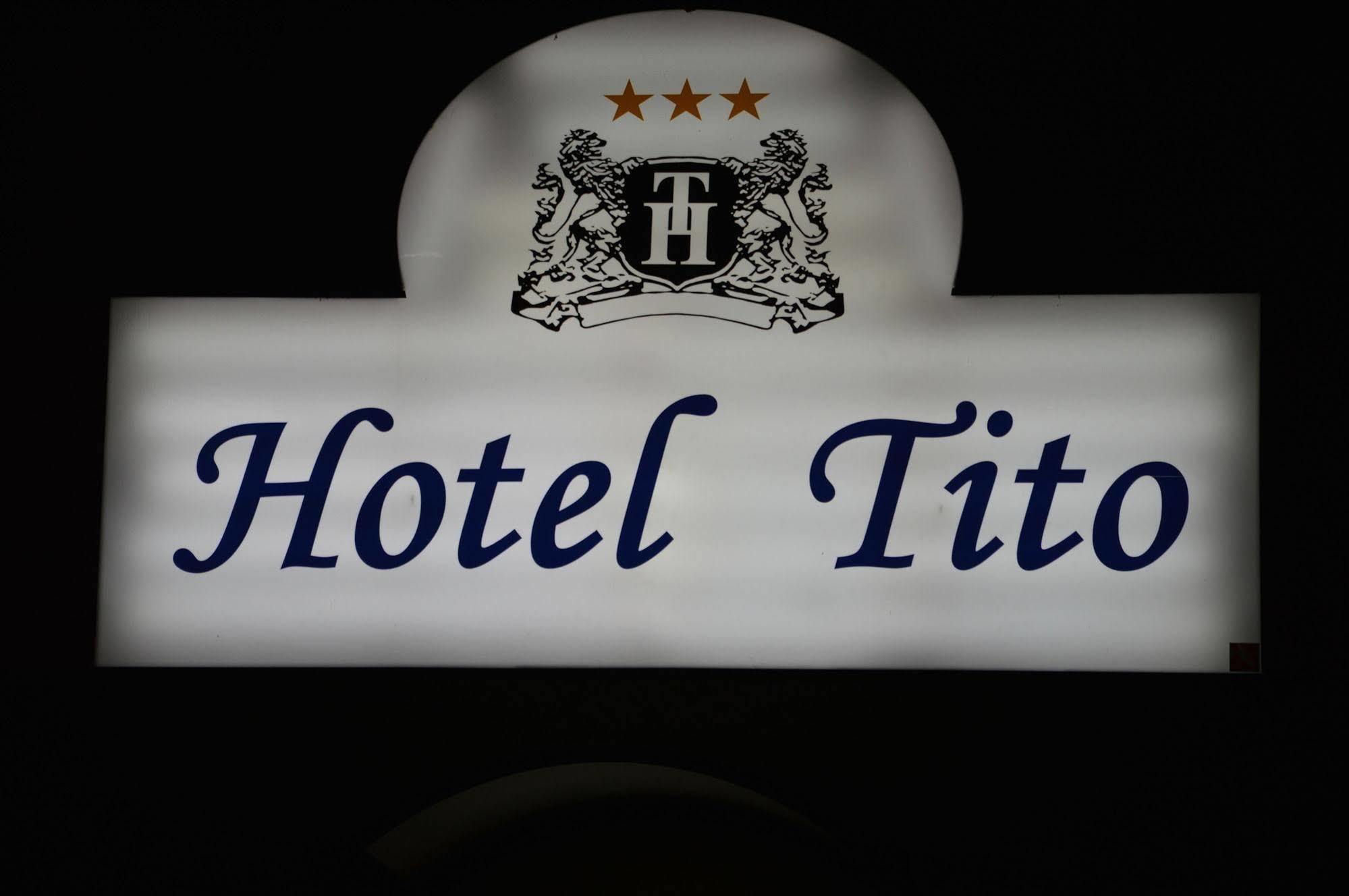 Hotel Da Tito Mestre Exteriör bild
